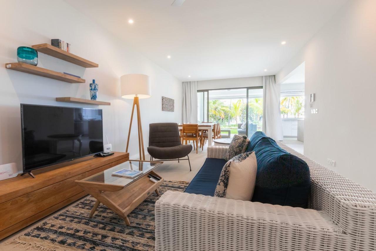 Caplage - Beachfront Ground Floor Apartment In Tamarin Exterior foto